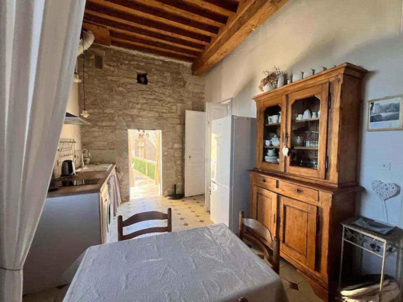 Appartement Spacieux Avec Deux Chambres Au Chateau Valence  Exterior foto